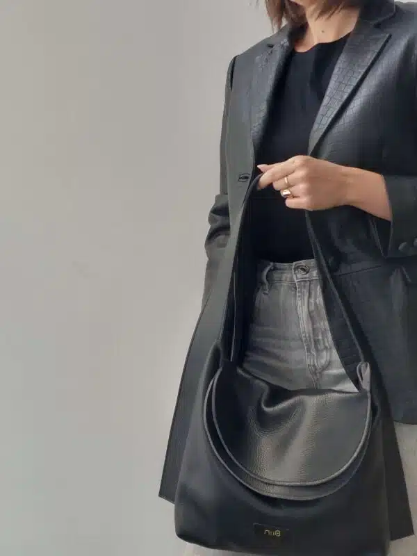 Δερμάτινη Μαυρη Τσάντα Black Aria