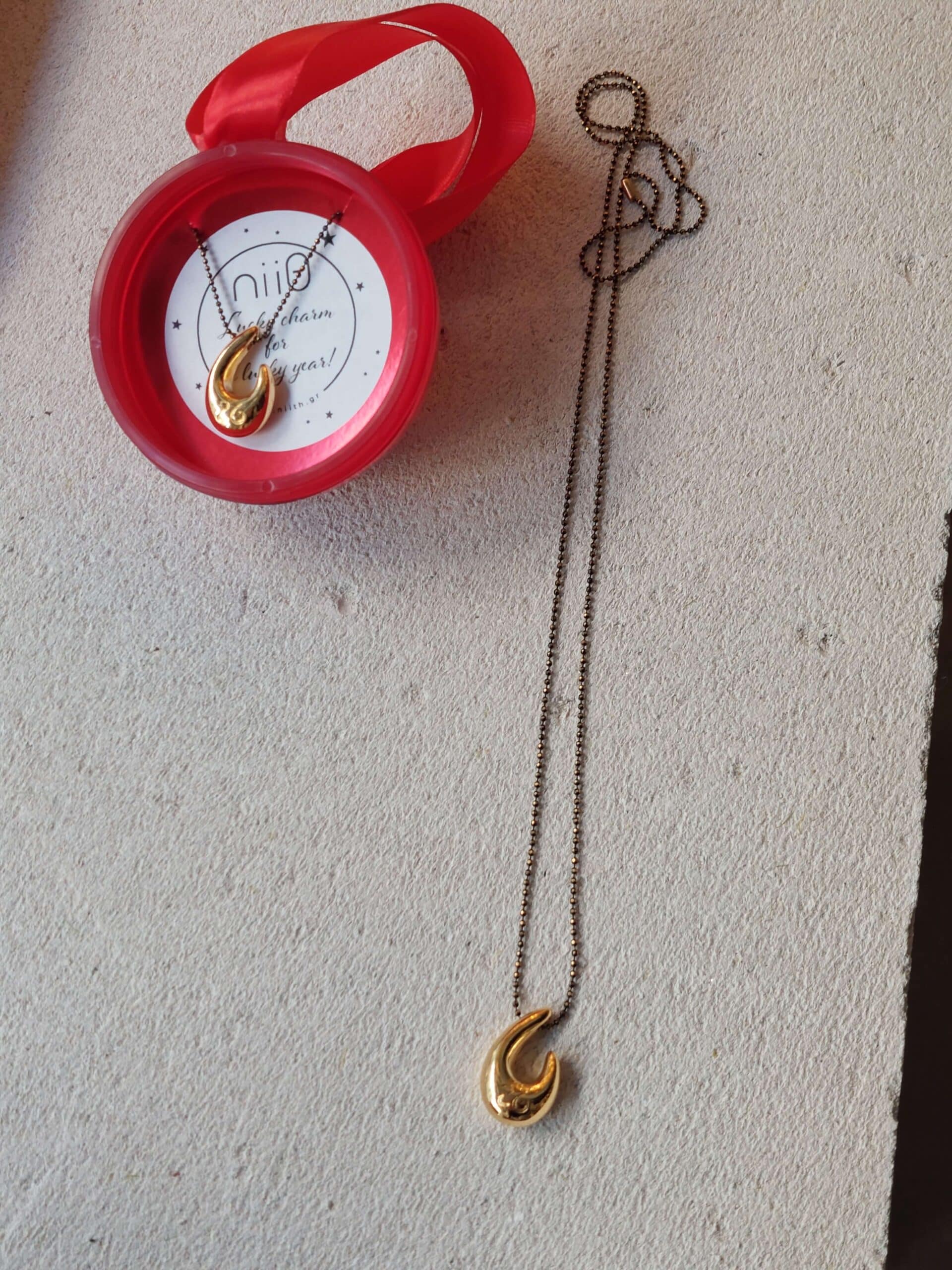 Γούρι lucky charm Γούρι lucky charm