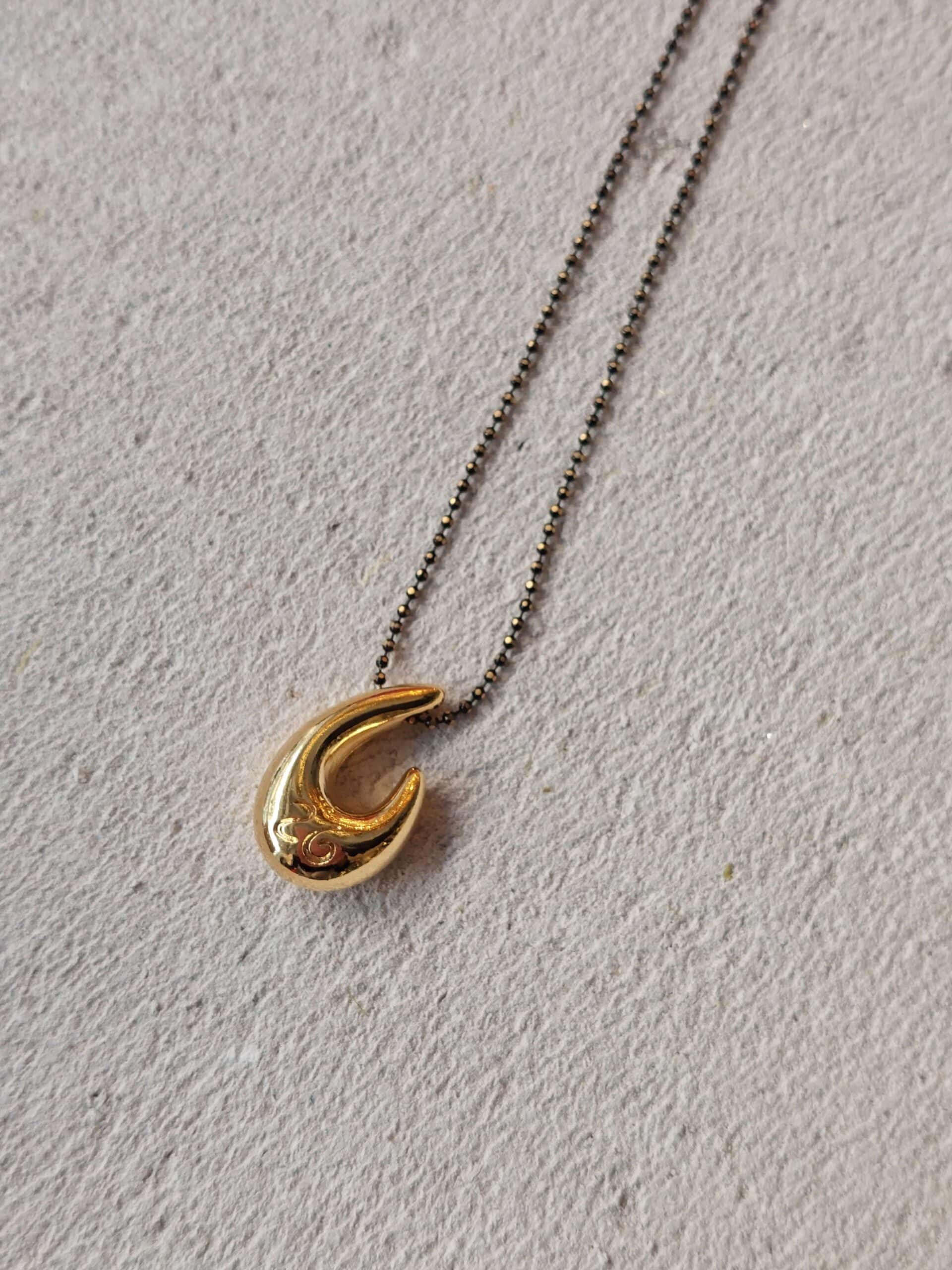 Γούρι lucky charm Γούρι lucky charm